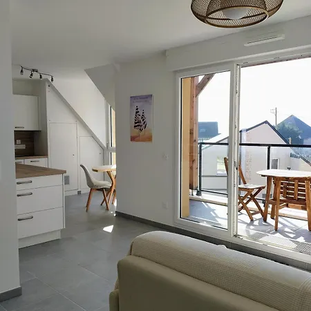 Neuf, Calme Et Ensoleille Апартаменты *